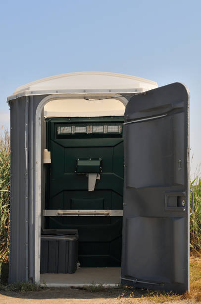 Best Portable restroom trailer rental  in Sunset, LA